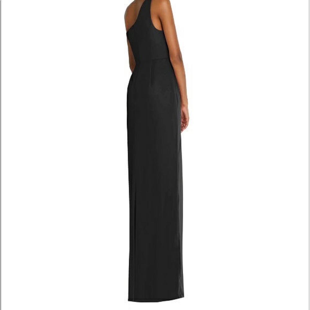 gently used / no alterations : Thread THO14 Black bridesmaids dress Size 6-R
